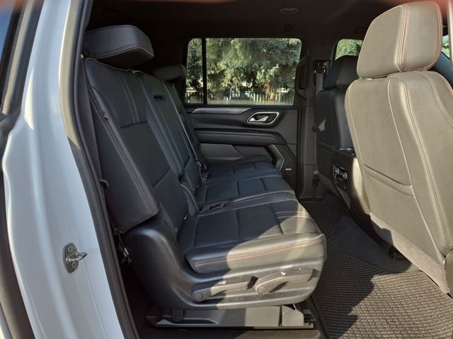 2021 Chevrolet Suburban RST