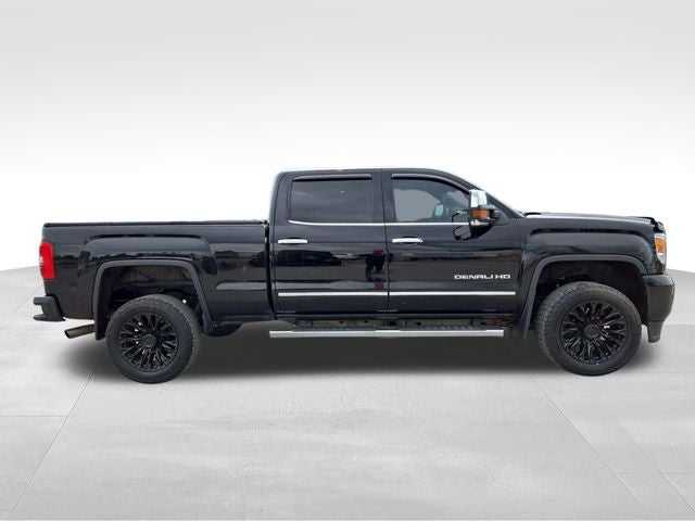2017 GMC Sierra 2500HD Denali