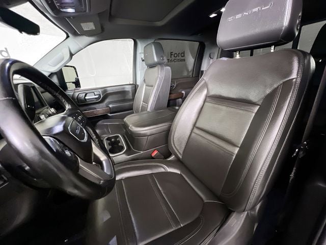 2023 GMC Sierra 2500HD Denali