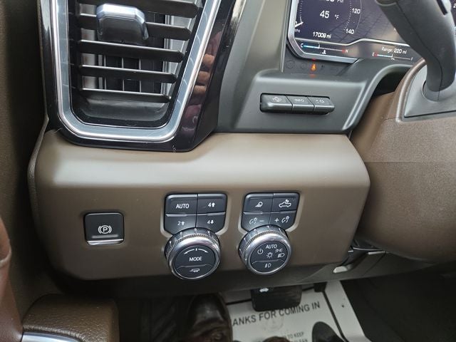 2024 GMC Sierra 2500HD Denali