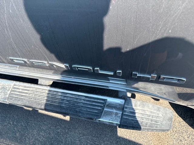 2024 GMC Sierra 3500HD Denali