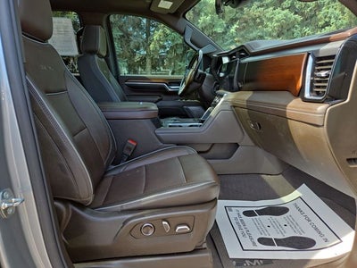 2024 GMC Sierra 3500HD Denali