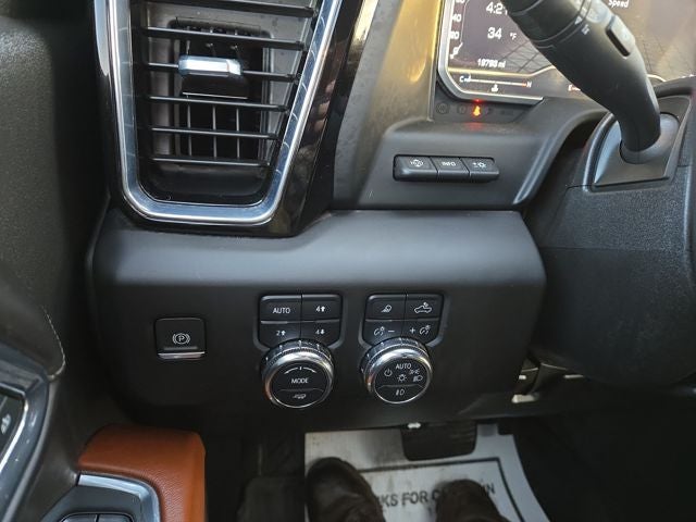 2024 GMC Sierra 3500HD Denali Ultimate