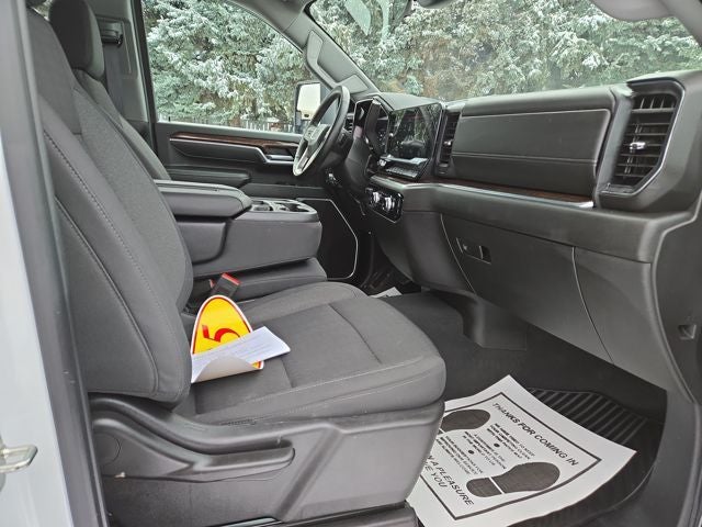 2025 GMC Sierra 3500HD SLE