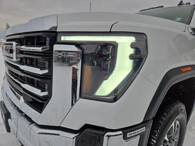 2025 GMC Sierra 3500HD SLE