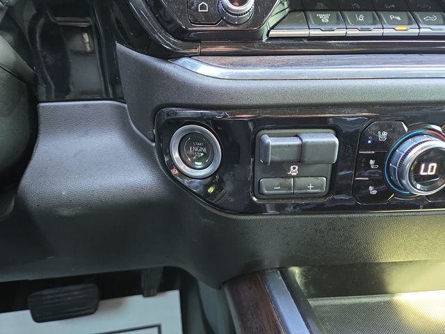 2025 GMC Sierra 3500HD SLT
