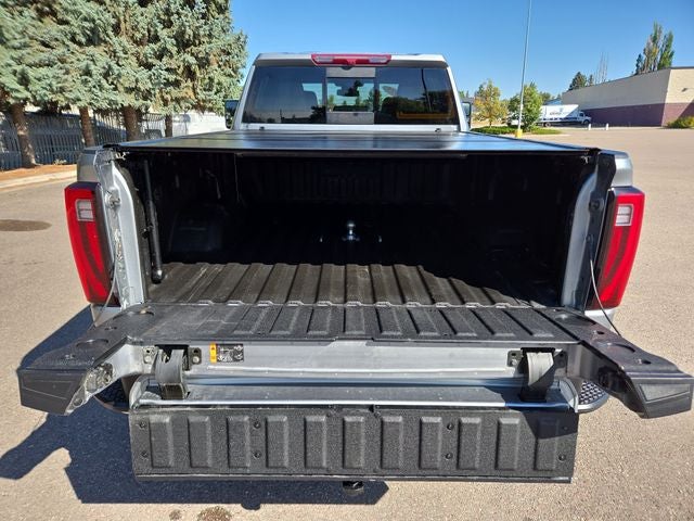 2025 GMC Sierra 3500HD SLT