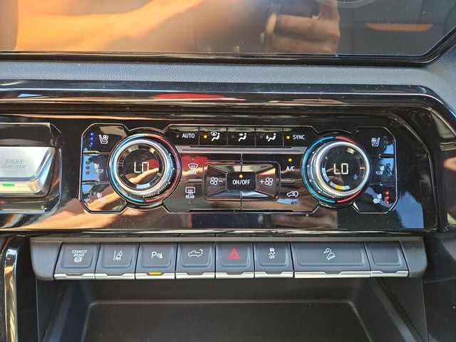 2025 GMC Sierra 3500HD AT4