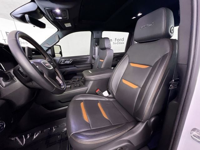 2025 GMC Sierra 3500HD AT4