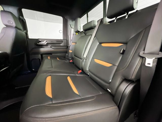 2025 GMC Sierra 3500HD AT4