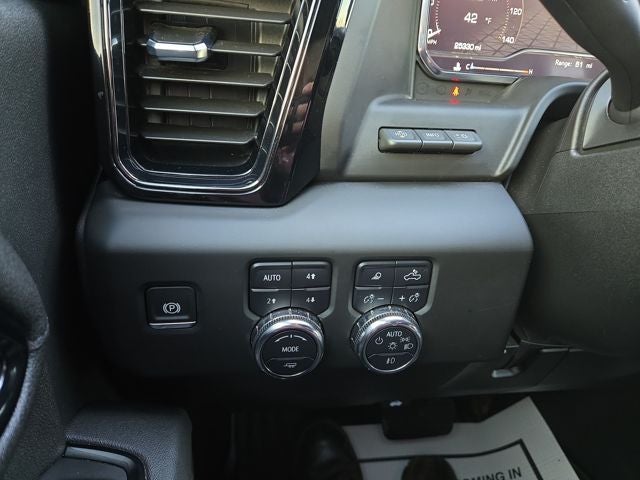 2025 GMC Sierra 3500HD AT4