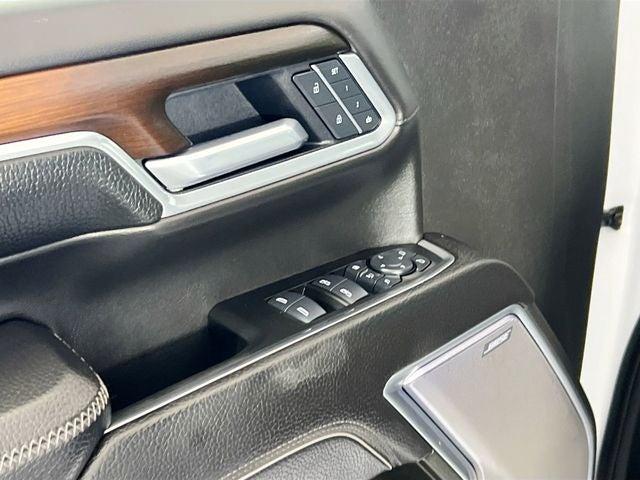 2025 GMC Sierra 3500HD Denali