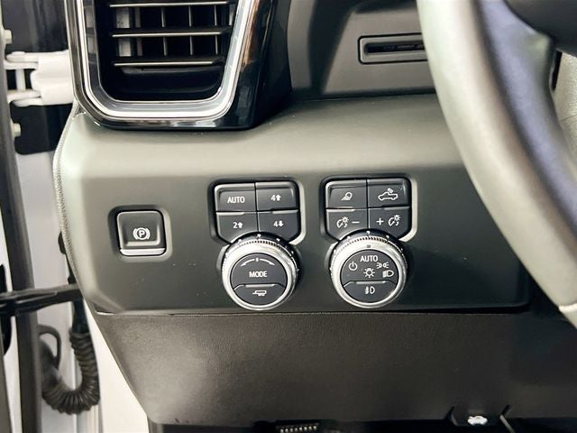 2025 GMC Sierra 3500HD Denali