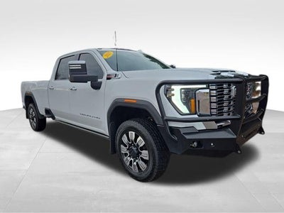 2025 GMC Sierra 3500HD Denali