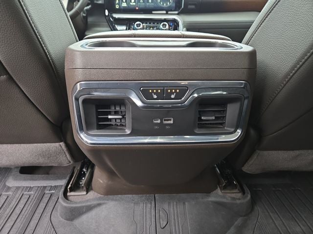 2025 GMC Sierra 3500HD Denali