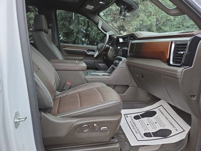 2025 GMC Sierra 3500HD Denali