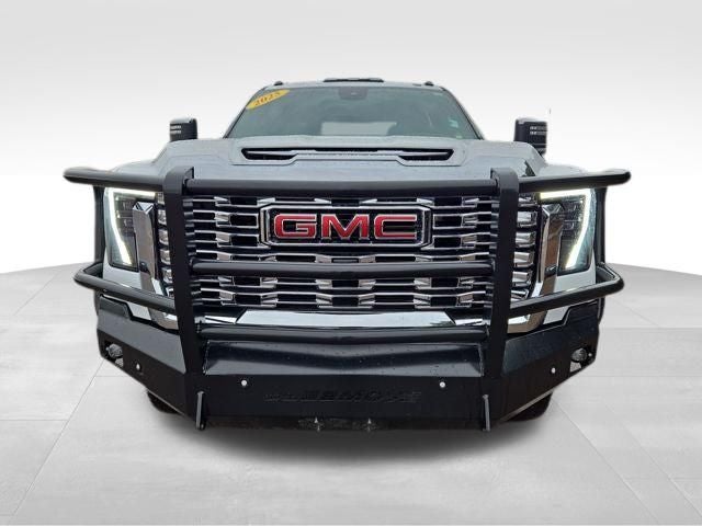 2025 GMC Sierra 3500HD Denali