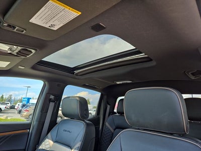 2023 GMC Canyon Denali