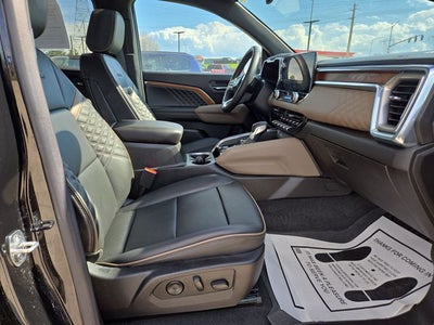2023 GMC Canyon Denali