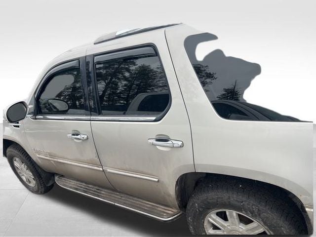 2008 Cadillac Escalade Base