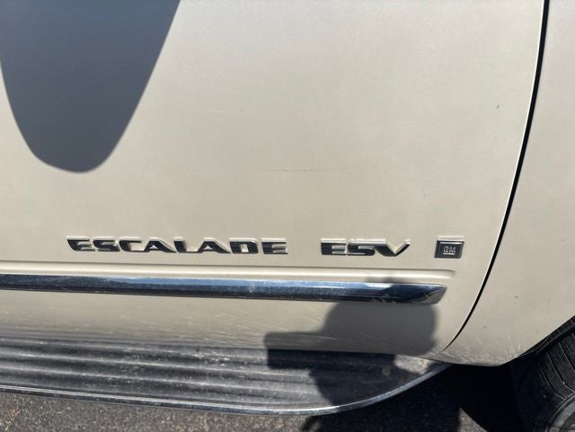 2007 Cadillac Escalade ESV Base