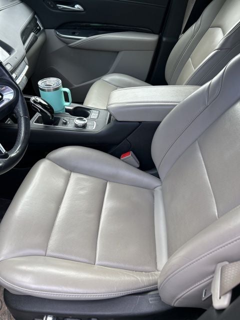 2021 Cadillac XT4 Premium Luxury