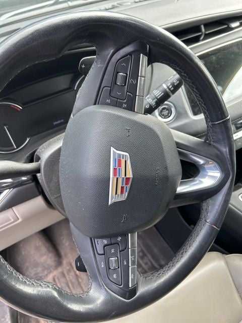 2021 Cadillac XT4 Premium Luxury