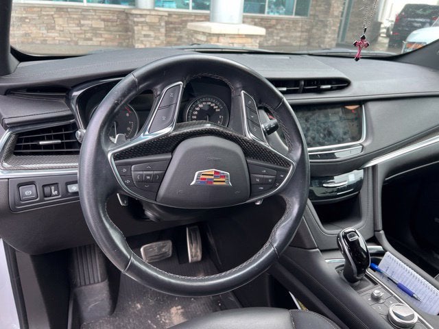 2022 Cadillac XT5 Sport