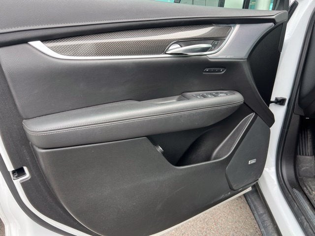 2022 Cadillac XT5 Sport
