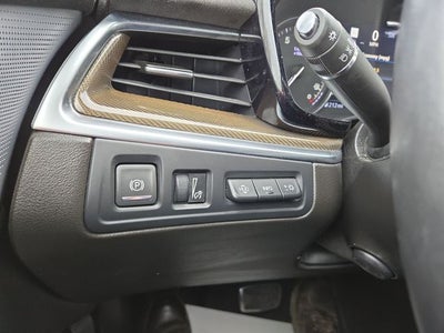 2022 Cadillac XT5 Sport