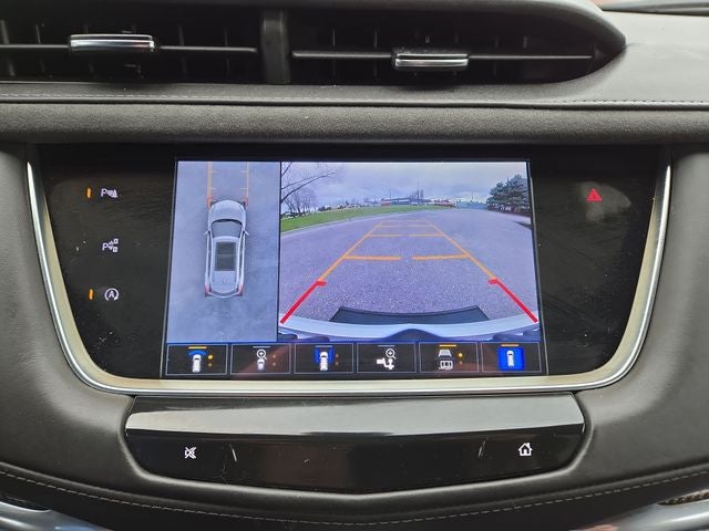 2022 Cadillac XT5 Sport