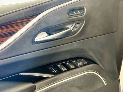 2022 Cadillac Escalade Luxury