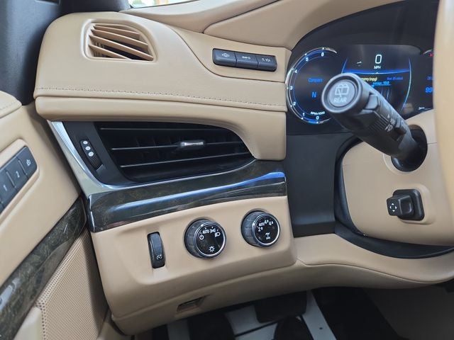 2019 Cadillac Escalade Platinum Edition