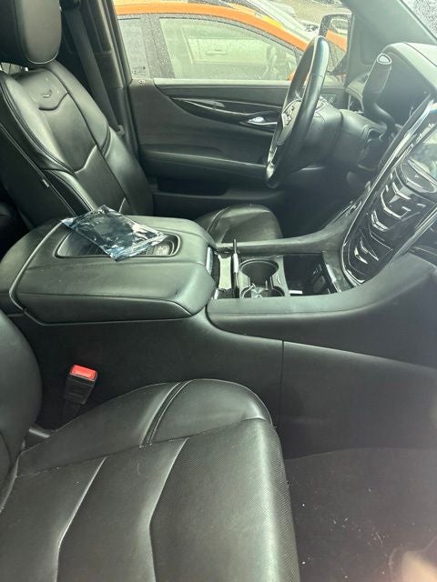 2018 Cadillac Escalade Platinum Edition