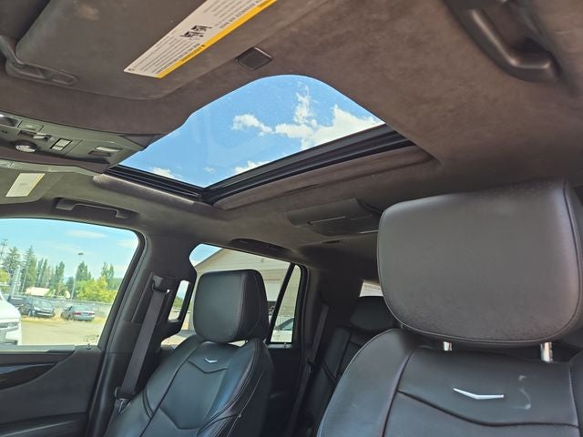2018 Cadillac Escalade Platinum Edition