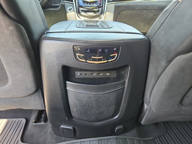 2018 Cadillac Escalade Platinum Edition
