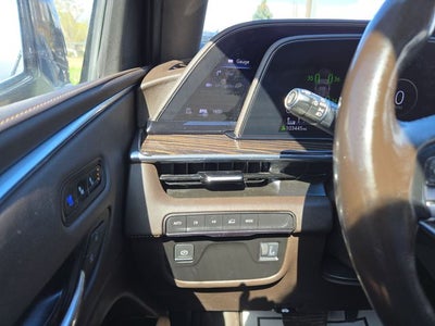 2022 Cadillac Escalade ESV Premium