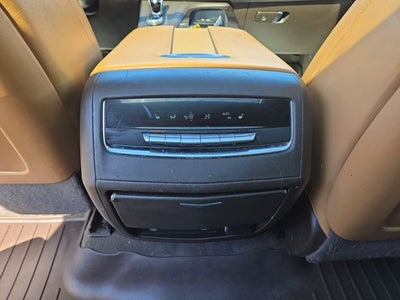 2022 Cadillac Escalade ESV Premium