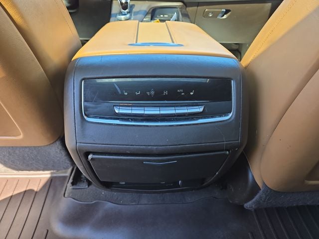 2022 Cadillac Escalade ESV Premium