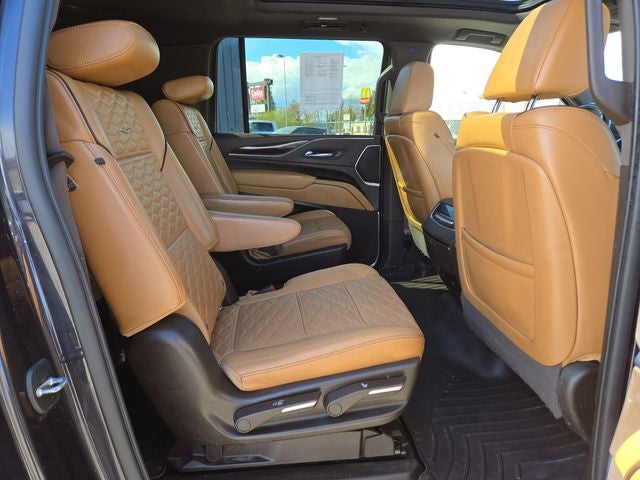 2022 Cadillac Escalade ESV Premium