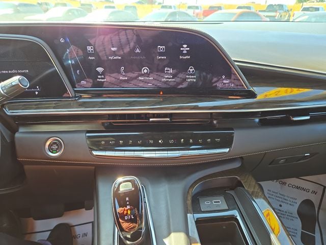 2024 Cadillac Escalade ESV Premium Luxury Platinum