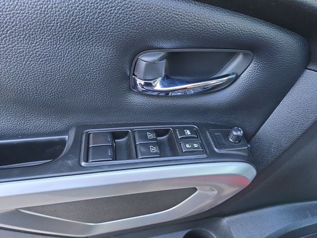 2024 Nissan Titan XD SV