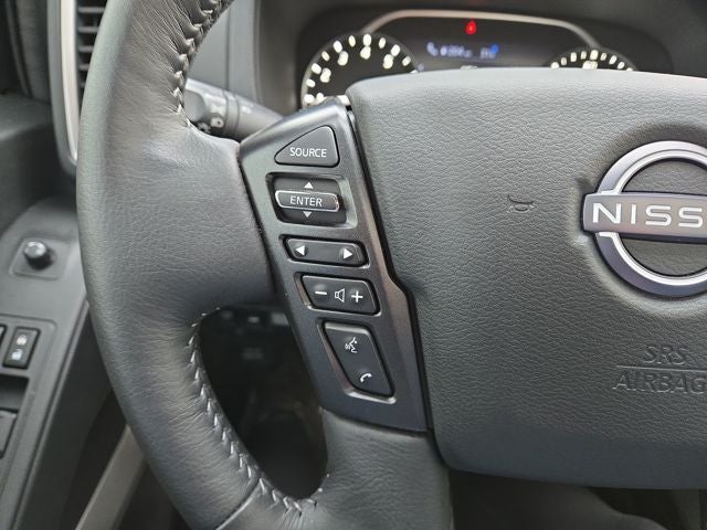 2024 Nissan Frontier SL