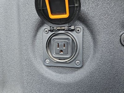 2024 Nissan Frontier SL