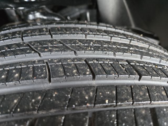 2024 Nissan Frontier SL