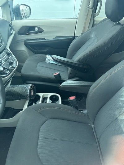 2017 Chrysler Pacifica LX