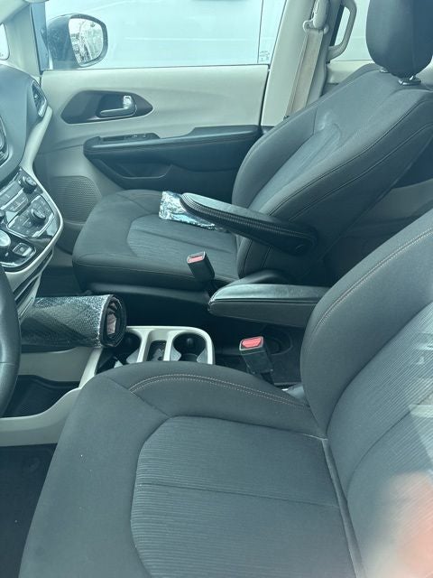 2017 Chrysler Pacifica LX