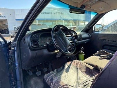 2002 Dodge Ram 2500 ST
