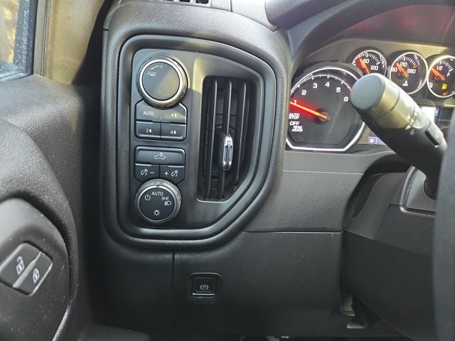 2022 Chevrolet Silverado 1500 LTD Custom Trail Boss