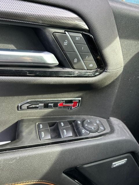 2025 GMC Sierra 1500 AT4